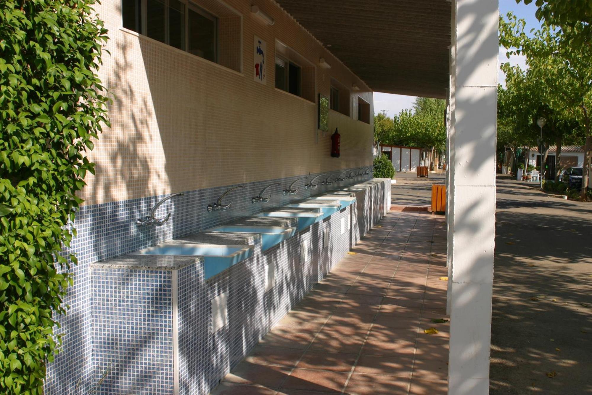 Camping Carlos III La Carlota Εξωτερικό φωτογραφία