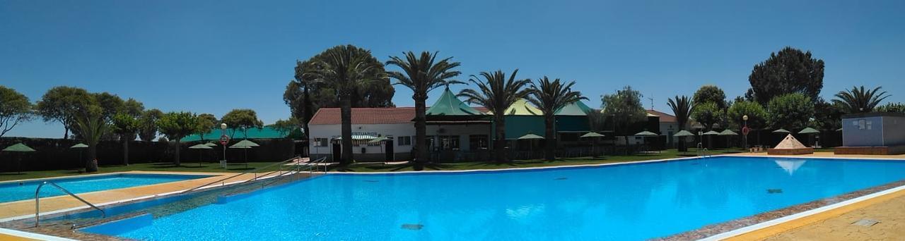 Camping Carlos III La Carlota Εξωτερικό φωτογραφία
